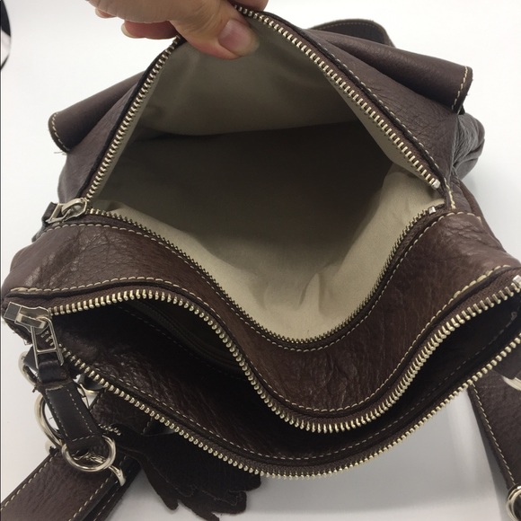 Roots Side Saddle Brown Leather Crossbody Bag - Picture 9 of 16